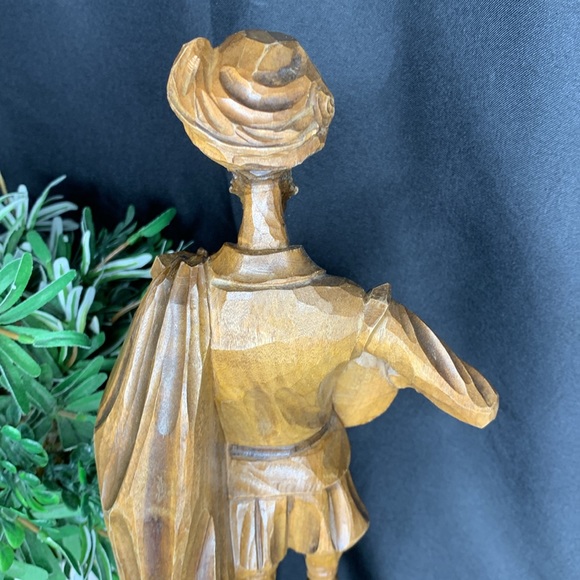 Large vintage hand carved wooden figure with instrument - Picture 6 of 16